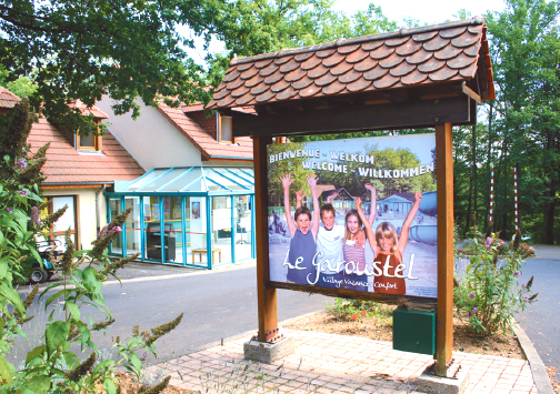 Entrés Camping Le Garoustel Saint Etienne Cantales