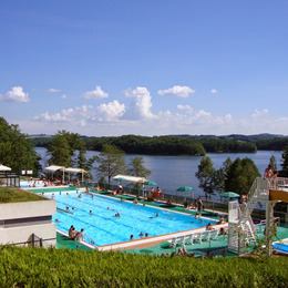 Piscine Municipale de Saint-Etienne de Cantalès